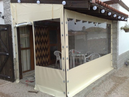Wind curtains, 